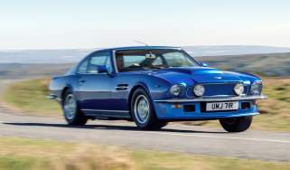 Aston Martin V8 Vantage (1977)