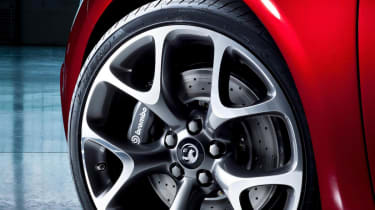 2012 Vauxhall Astra VXR alloy wheel