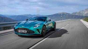 2025 Aston Martin Vantage front