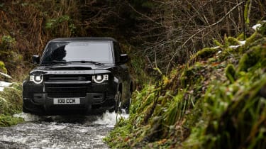 Land Rover Defender 90 V8 – offroading