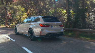 BMW M3 Competition Touring – on road rear tracking