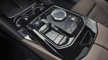 BMW 5-series – centre console