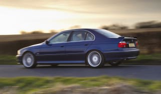 Alpina B10