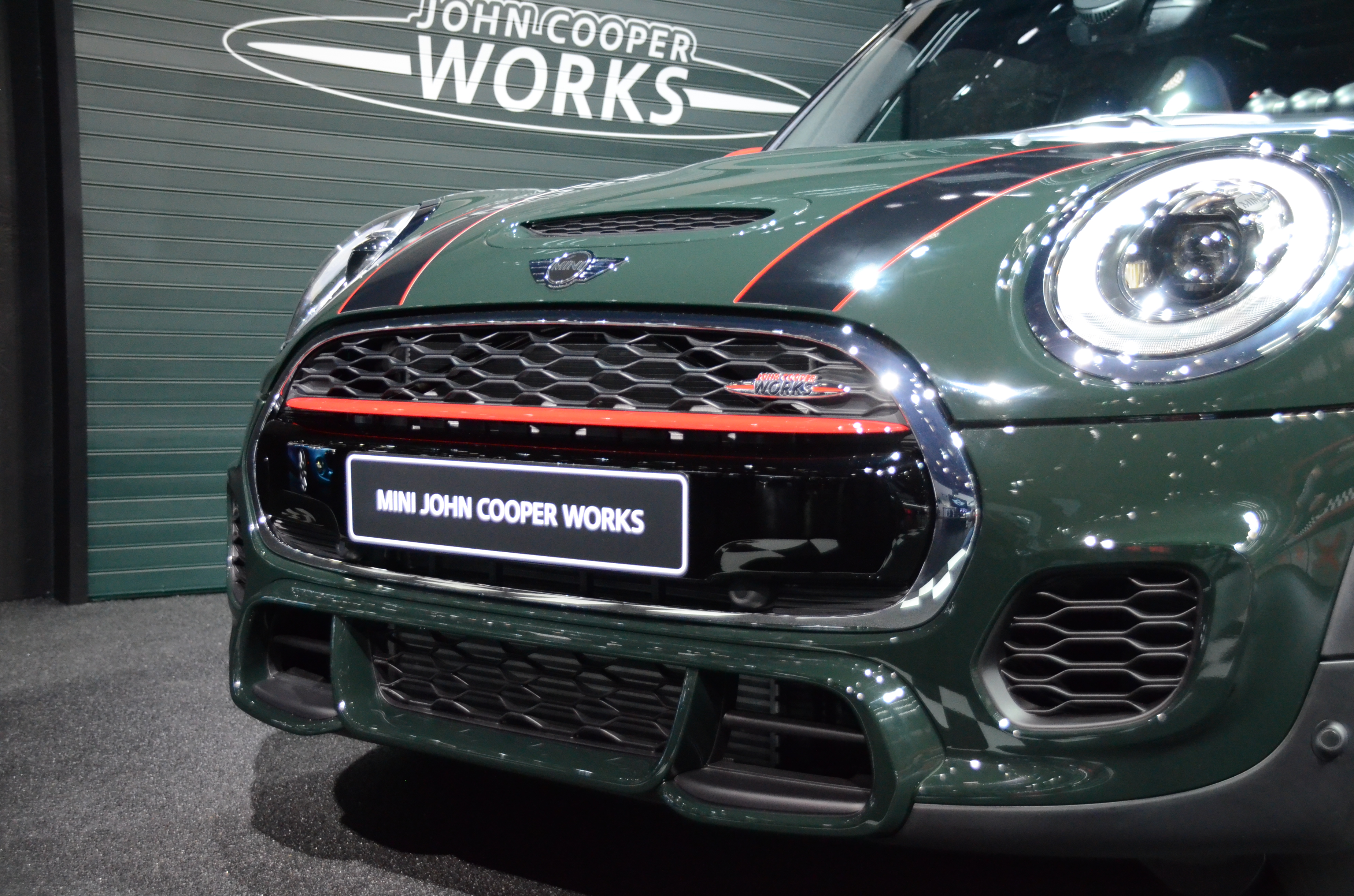 2015 Mini Cooper S v John Cooper Works – what's the difference?