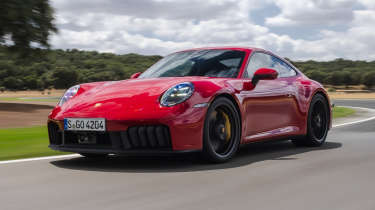 Porsche 911 GTS – front