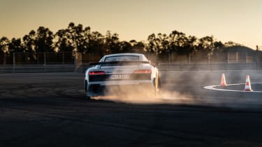 Audi R8 V10 RWD GT – rear action