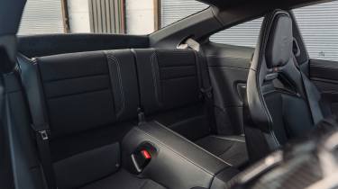 Porsche 911 GT3 Touring 992.2 – back seats