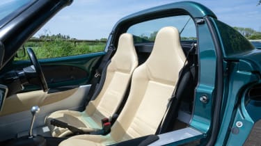 Lotus Elise S1 – seats