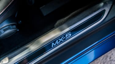 Mazda MX-5 RF Sport Black – scuff plates