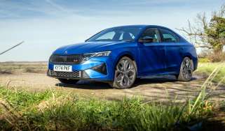 Skoda Octavia vRS hatch Mk4 facelift FF