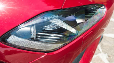 Maserati GranTurismo - headlight