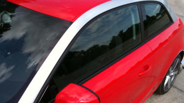 Audi A1 roof strip