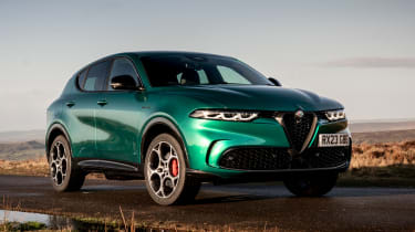 Alfa Romeo Tonale review – front