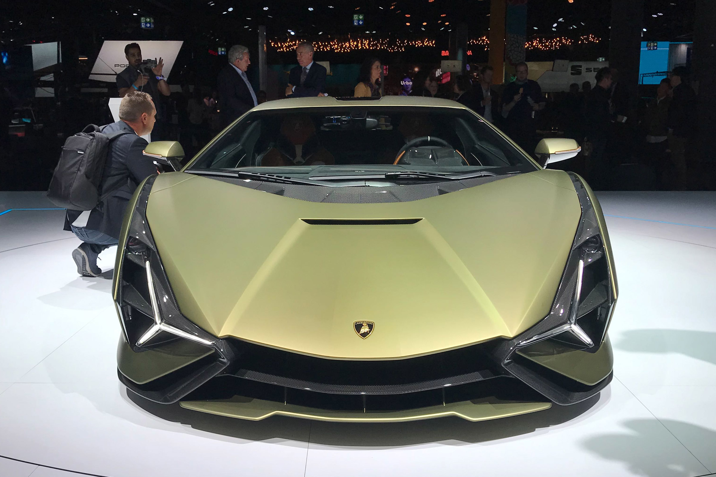 Mercedes V Class >> Lamborghini Sian revealed - pictures | Evo Mercedes V Class >> Lamborghini Sian revealed - pictures | Evo