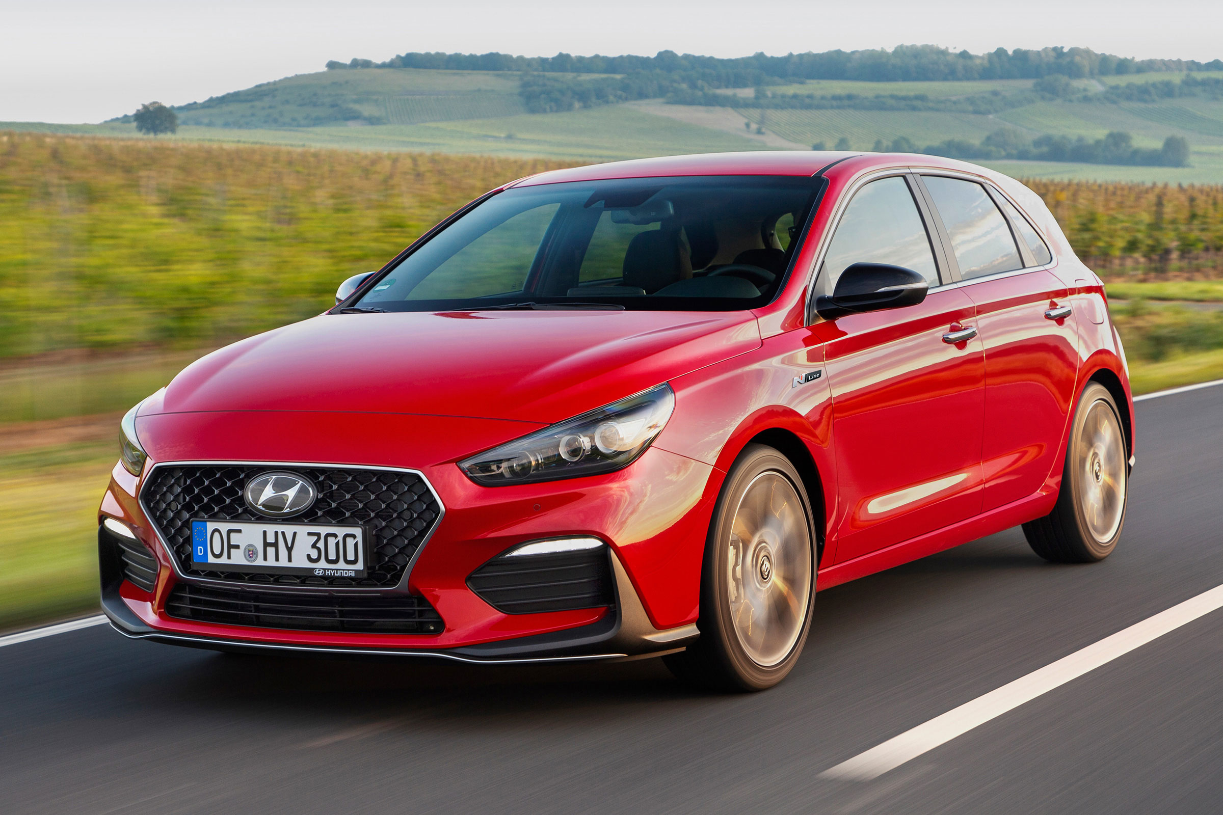 Hyundai i30 N Line revealed pictures Evo