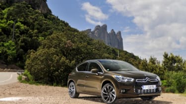 New Citroen DS4 review and pictures