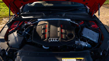 Audi S4 B9 diesel engine