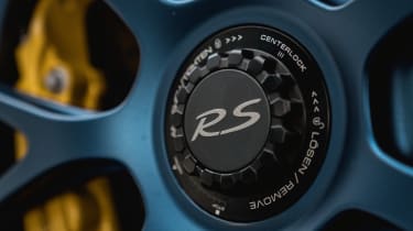 Porsche Cayman GT4 RS – wheel locks