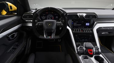 Lamborghini Urus – interior