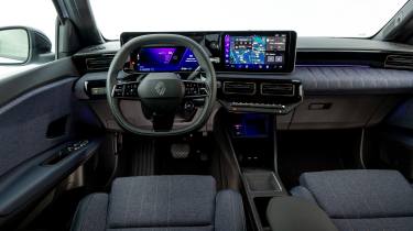 Renault 4 interior