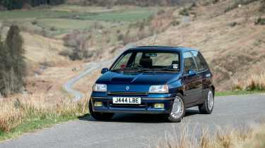 Renault Clio 16V – front