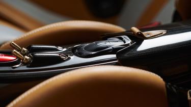 Pagani Huayra Epitome – centre console