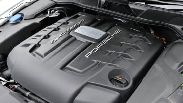 2013 Porsche Cayenne S Diesel turbodiesel V8 engine