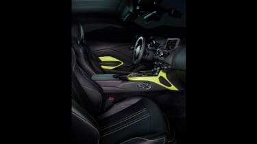 evo exclusive Aston Martin Vantage - green interior 2