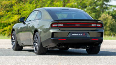 Dodge Charger Sixpack