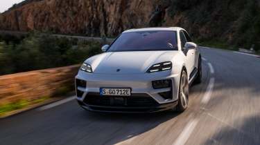 Porsche Macan Electric – front