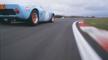 Hi-tech Ford GT40