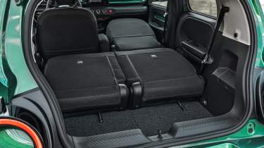 Renault Twingo E-Tech rear seats