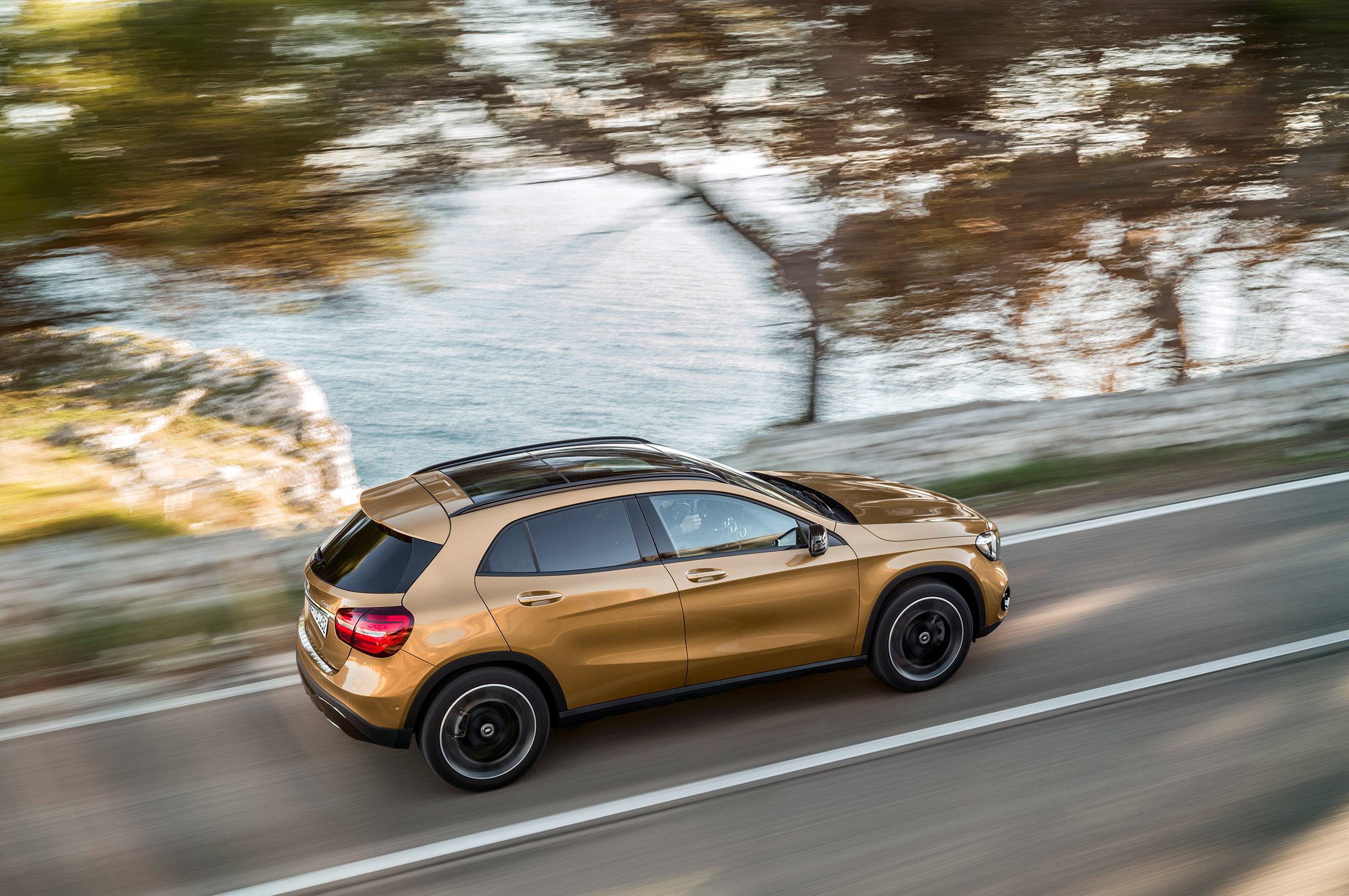 Mercedes Benz Gla Review Performance Specs And 0 60 Time