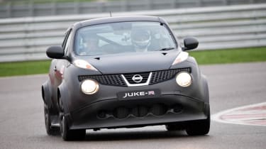 Video: Driving the Nissan Juke-R