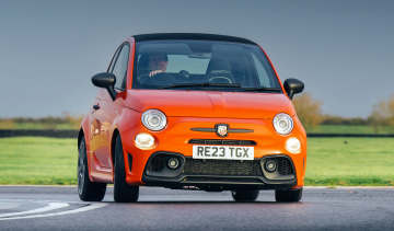 Abarth 695 – front