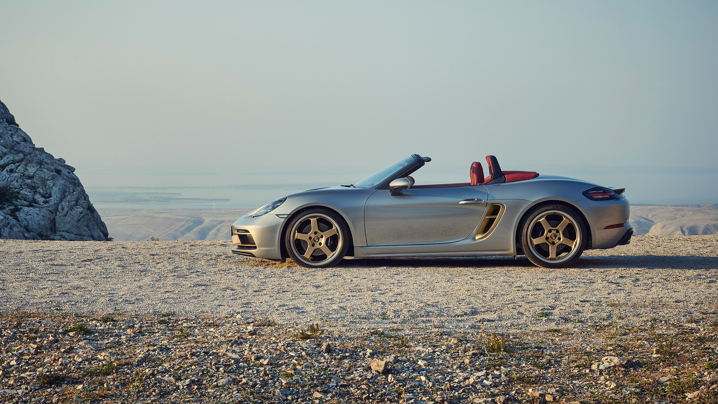 Porsche Boxster 25 Years Revealed Limited Edition Inspired By Original Boxster Concept Evo Based on the enthusiastic public response, porsche immediately set to work on the real roadster. porsche boxster 25 years revealed
