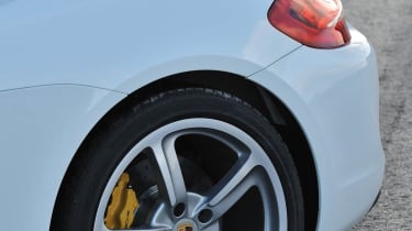 2013 Porsche Cayman S white rear spoiler