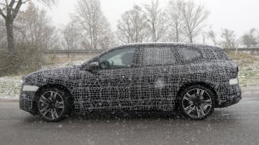 BMW Neue Klasse SUV – side