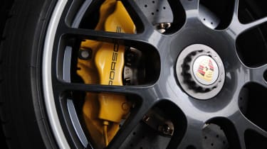 Porsche 911 Turbo S wheel