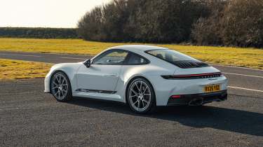Porsche 911 Carrera T – rear