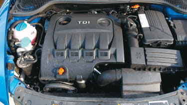 Skoda Octavia 2.0 TDi PD vRS engine