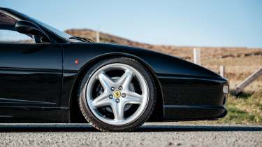 Ferrari 355 – front wheel