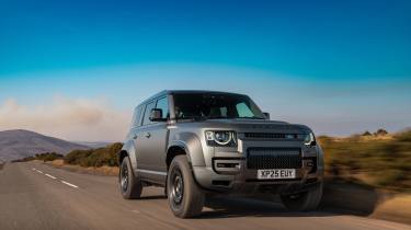 Land Rover Defender Octa front