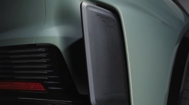 New Porsche Cayenne Electric – aeroblade