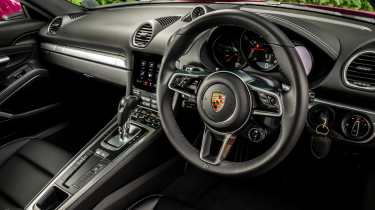 Porsche Cayman Style Edition interior