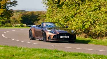 Aston Martin DB12 Volante v Maserati GranCabrio