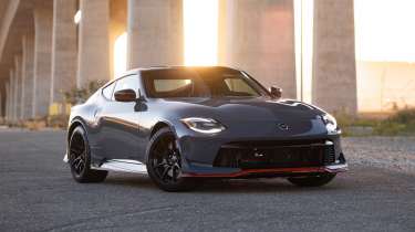 Nissan Z Nismo manual