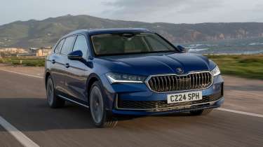Skoda Superb review front