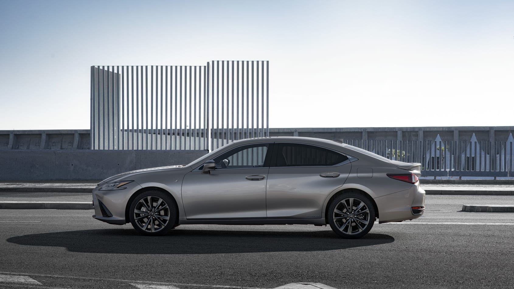 Lexus ES 300h review - in pictures | evo