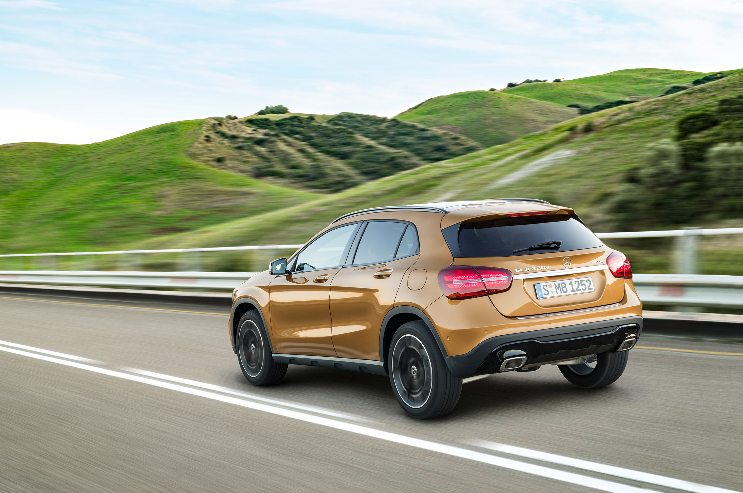 Mercedes Benz Gla Review Performance Specs And 0 60 Time